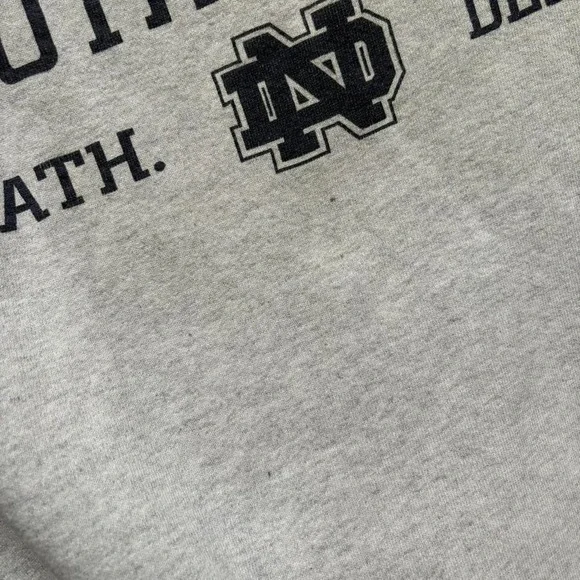 Vtg Notre Dame Crewneck Sweatshirt Large Heather Grey Fighting Irish Preppy - Picture 5 of 8